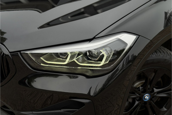 BMW X1 xDrive25e | Leder | Head-Up | PDC V+A | LED | Elektrische Klep | 35x op voorraad !