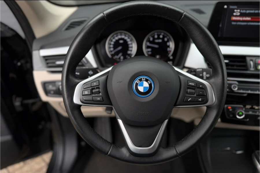 BMW X1 xDrive25e | Leder | Head-Up | PDC V+A | LED | Elektrische Klep | 35x op voorraad !