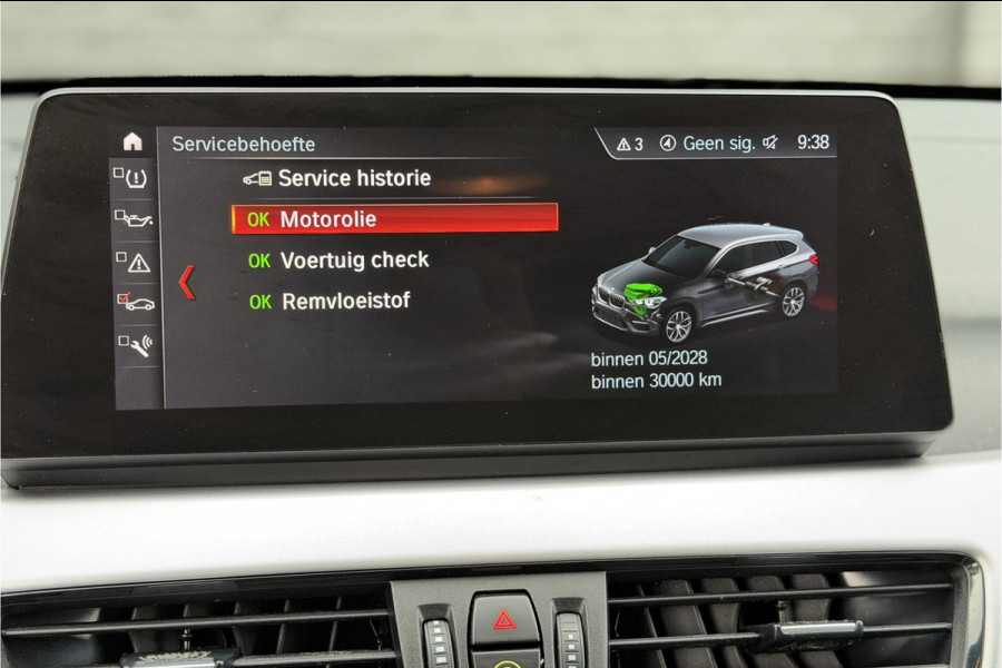 BMW X1 xDrive25e | Leder | Head-Up | PDC V+A | LED | Elektrische Klep | 35x op voorraad !