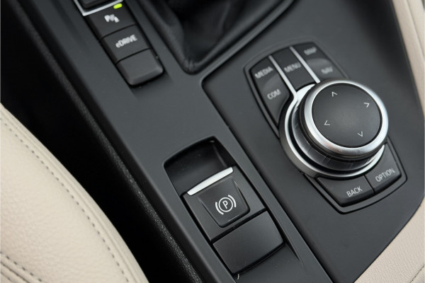 BMW X1 xDrive25e | Leder | Head-Up | PDC V+A | LED | Elektrische Klep | 35x op voorraad !