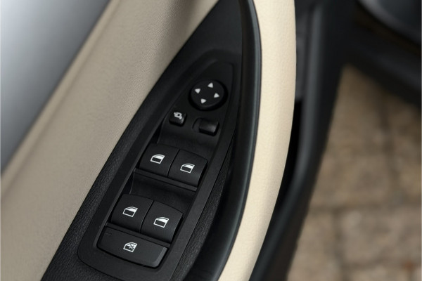 BMW X1 xDrive25e | Leder | Head-Up | PDC V+A | LED | Elektrische Klep | 35x op voorraad !
