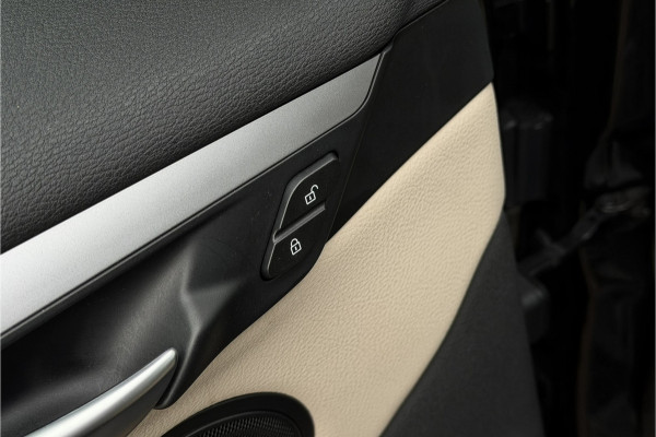 BMW X1 xDrive25e | Leder | Head-Up | PDC V+A | LED | Elektrische Klep | 35x op voorraad !
