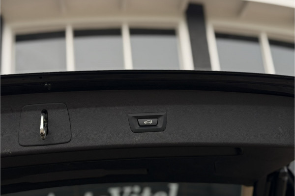 BMW X1 xDrive25e | Leder | Head-Up | PDC V+A | LED | Elektrische Klep | 35x op voorraad !