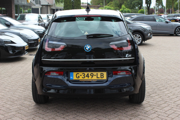 BMW i3 S Executive Edition 120Ah 42 kWh / SoH 89,4% / Camera / CarPlay / 20'' / Stoelverwarming / DAB / ACC / Warmtepomp