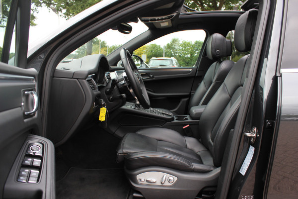 Porsche Macan 2.0 / Panoramadak / Camera / Luchtvering / Sportchrono / Bose / 21'' / Leder / Navigatie / Comfortstoelen / DAB / Stoelverwarming / Cruise Control