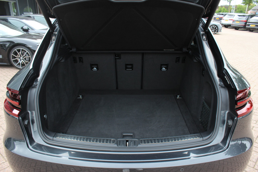 Porsche Macan 2.0 / Panoramadak / Camera / Luchtvering / Sportchrono / Bose / 21'' / Leder / Navigatie / Comfortstoelen / DAB / Stoelverwarming / Cruise Control