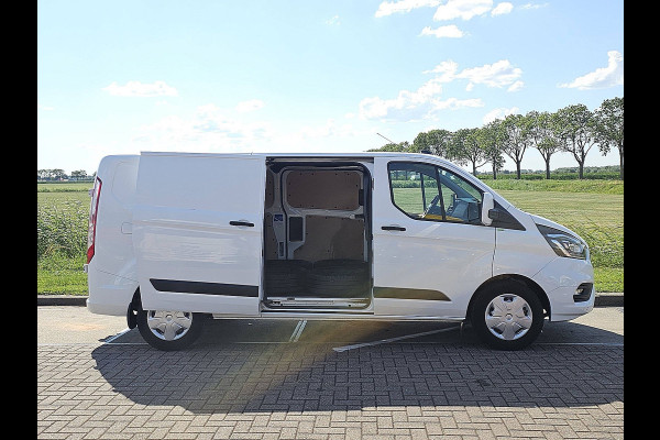 Ford Transit Custom 340 2.0 TDCI L2H1 Trend L2H1 2x Schuifdeur Airco Trekhaak Navi PDC Achterdeuren Cruise Control Euro6 131 PK