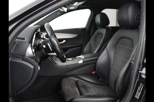 Mercedes-Benz C-Klasse Estate 180 Business Solution AMG | Panoramadak | Trekhaak | Leder/alcantara | Stoelverwarming | Virtual dashboard | Camera | Park assist | Carplay | Full LED