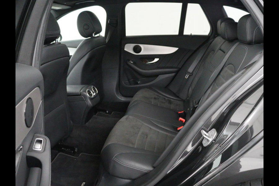 Mercedes-Benz C-Klasse Estate 180 Business Solution AMG | Panoramadak | Trekhaak | Leder/alcantara | Stoelverwarming | Virtual dashboard | Camera | Park assist | Carplay | Full LED