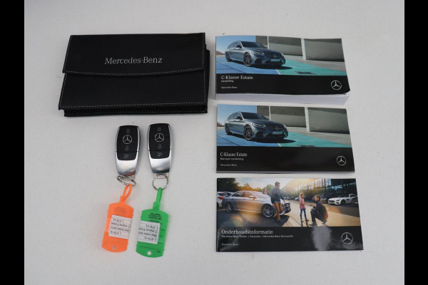 Mercedes-Benz C-Klasse Estate 180 Business Solution AMG | Panoramadak | Trekhaak | Leder/alcantara | Stoelverwarming | Virtual dashboard | Camera | Park assist | Carplay | Full LED
