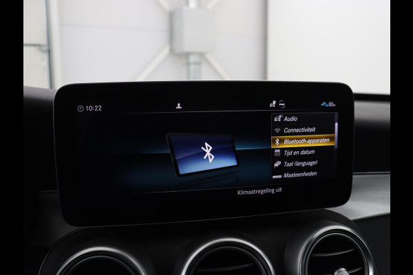 Mercedes-Benz C-Klasse Estate 180 Business Solution AMG | Panoramadak | Trekhaak | Leder/alcantara | Stoelverwarming | Virtual dashboard | Camera | Park assist | Carplay | Full LED