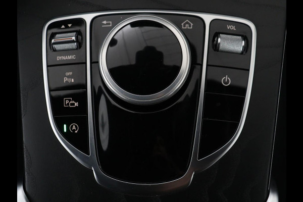 Mercedes-Benz C-Klasse Estate 180 Business Solution AMG | Panoramadak | Trekhaak | Leder/alcantara | Stoelverwarming | Virtual dashboard | Camera | Park assist | Carplay | Full LED
