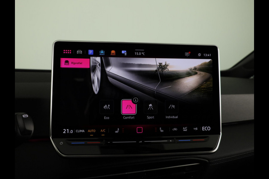 Volkswagen ID.3 Pro Limited Edition 59 kWh 230PK | Navigatie | Camera | 20 Inch