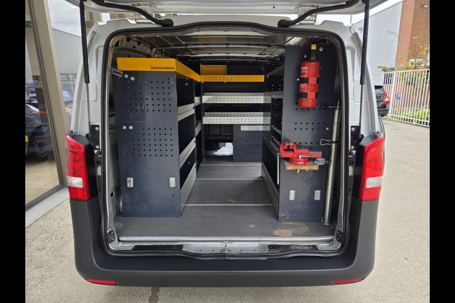Mercedes-Benz Vito 110 CDI Lang Werkplaats inrichting Achteruitrijcamera Verwarmdevoorstoel