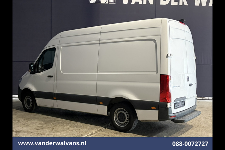 Mercedes-Benz Sprinter 315 CDI 150pk L2H2 Euro6 Airco | Camera | Apple Carplay | Android Auto Parkeersensoren, 270 Graden Achterdeuren, Bijrijdersbank