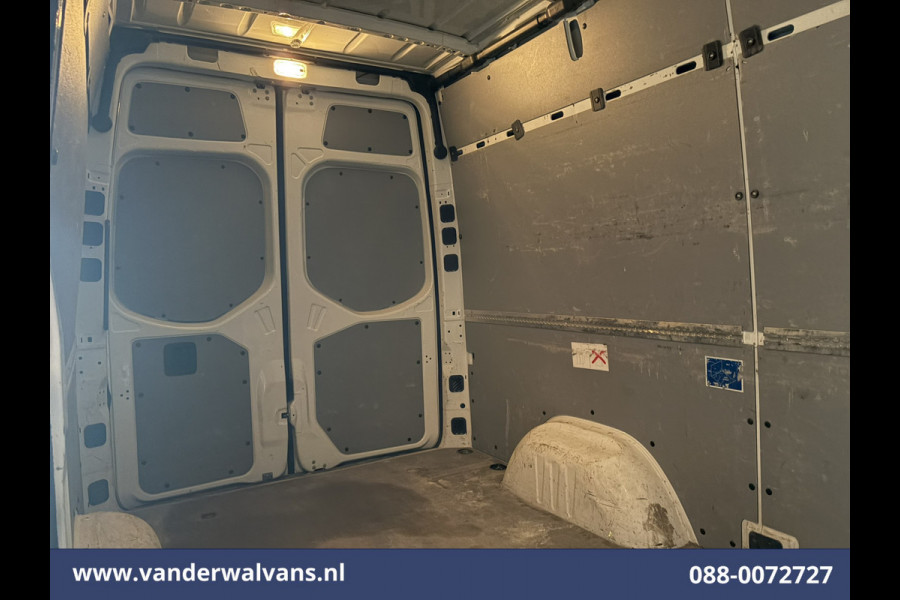 Mercedes-Benz Sprinter 315 CDI 150pk L2H2 Euro6 Airco | Camera | Apple Carplay | Android Auto Parkeersensoren, 270 Graden Achterdeuren, Bijrijdersbank