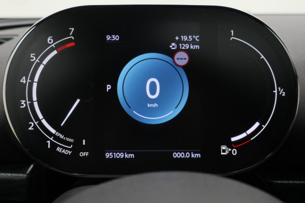 MINI Clubman 1.5 Cooper Automaat Knights Bridge Edition Leer, Panoramadak, Apple Carplay, Virtual Cockpit, LED, Cruise, Camera, 18''