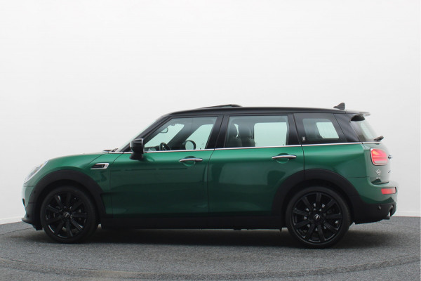 MINI Clubman 1.5 Cooper Automaat Knights Bridge Edition Leer, Panoramadak, Apple Carplay, Virtual Cockpit, LED, Cruise, Camera, 18''