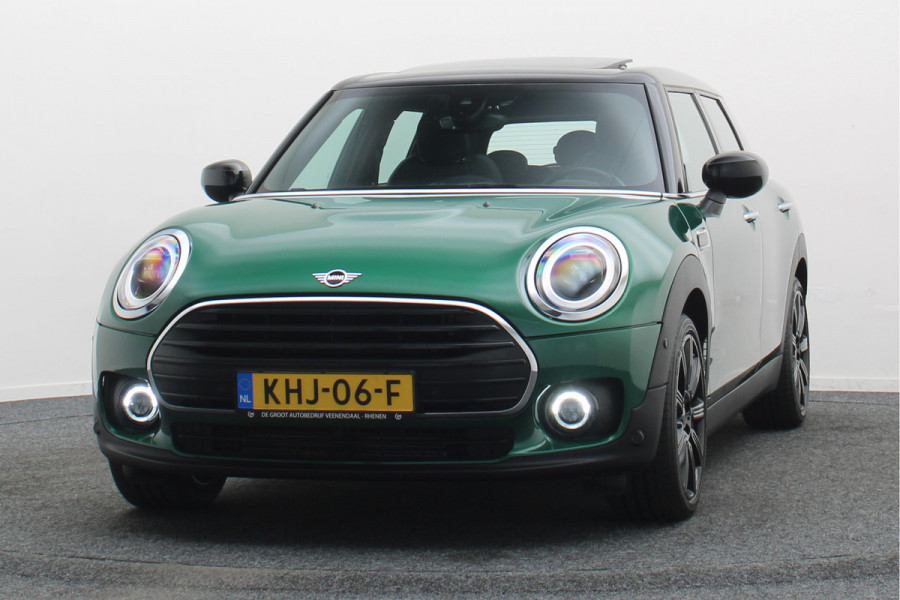 MINI Clubman 1.5 Cooper Automaat Knights Bridge Edition Leer, Panoramadak, Apple Carplay, Virtual Cockpit, LED, Cruise, Camera, 18''