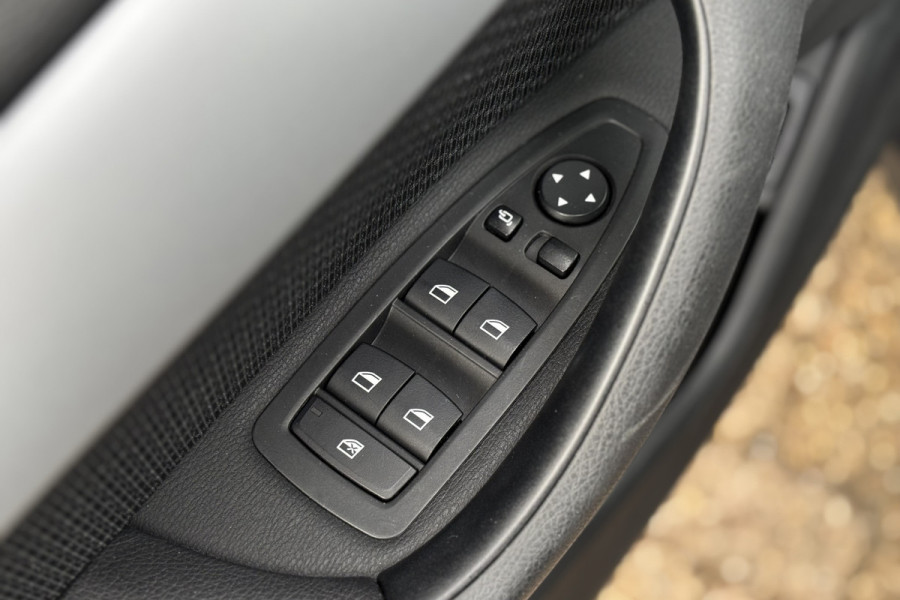 BMW X1 xDrive25e | LED | PDC V + A | Elektrische Klep | 35x op voorraad
