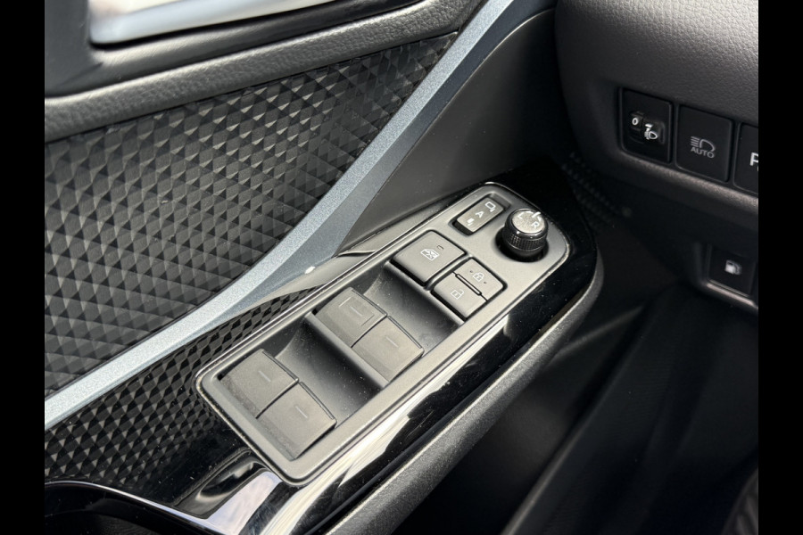 Toyota C-HR 2.0 Hybrid Team D | ACC | CarPlay | Camera | LED | DAB+ | 18 inch