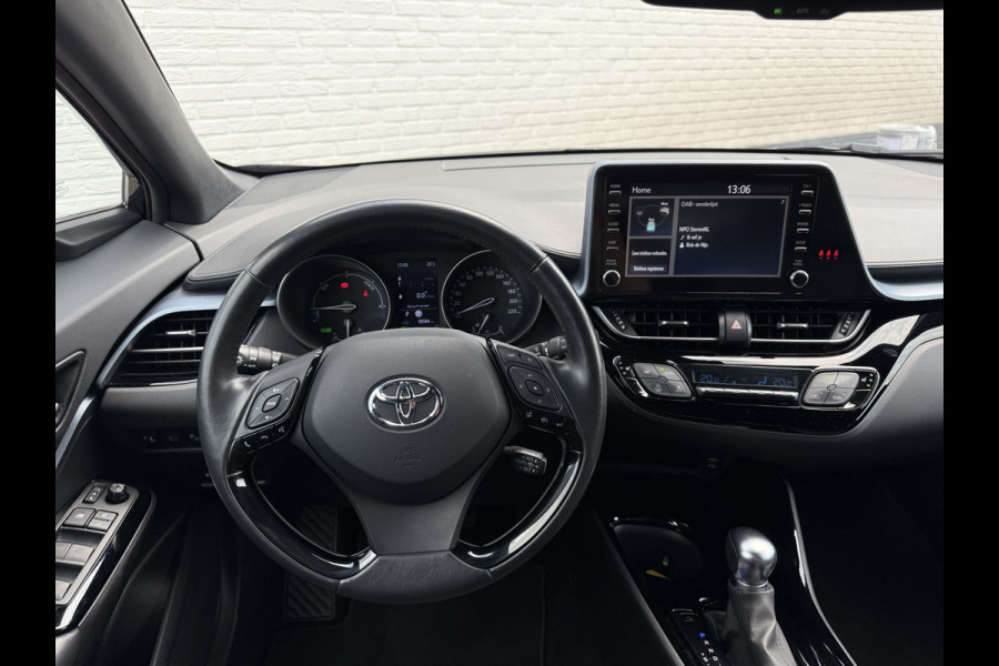 Toyota C-HR 2.0 Hybrid Team D | ACC | CarPlay | Camera | LED | DAB+ | 18 inch