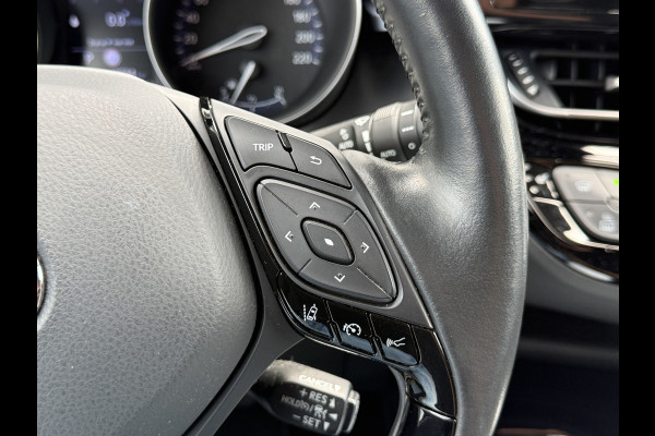 Toyota C-HR 2.0 Hybrid Team D | ACC | CarPlay | Camera | LED | DAB+ | 18 inch