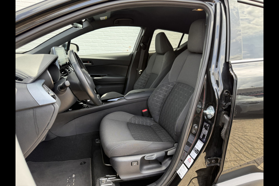 Toyota C-HR 2.0 Hybrid Team D | ACC | CarPlay | Camera | LED | DAB+ | 18 inch