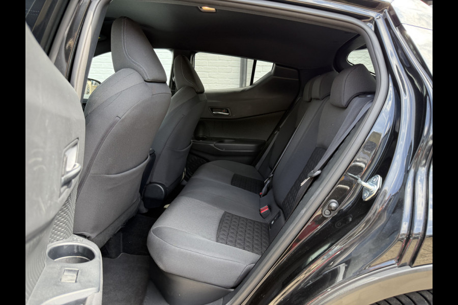 Toyota C-HR 2.0 Hybrid Team D | ACC | CarPlay | Camera | LED | DAB+ | 18 inch