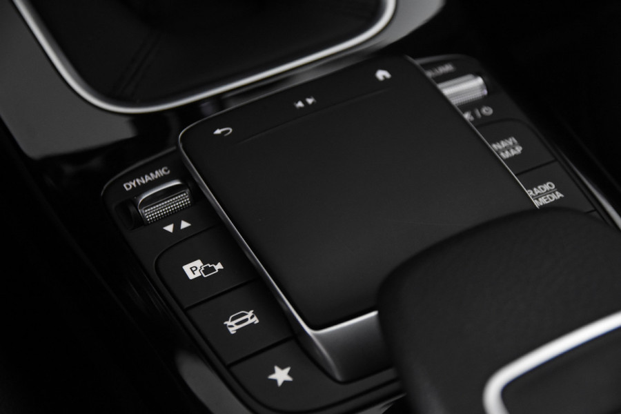Mercedes-Benz CLA-Klasse Shooting Brake *1ste Eigenaar*Leer*Navigatie*Camera* 180