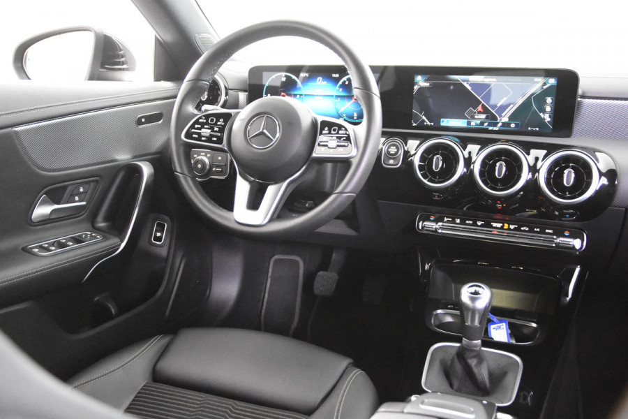 Mercedes-Benz CLA-Klasse Shooting Brake *1ste Eigenaar*Leer*Navigatie*Camera* 180