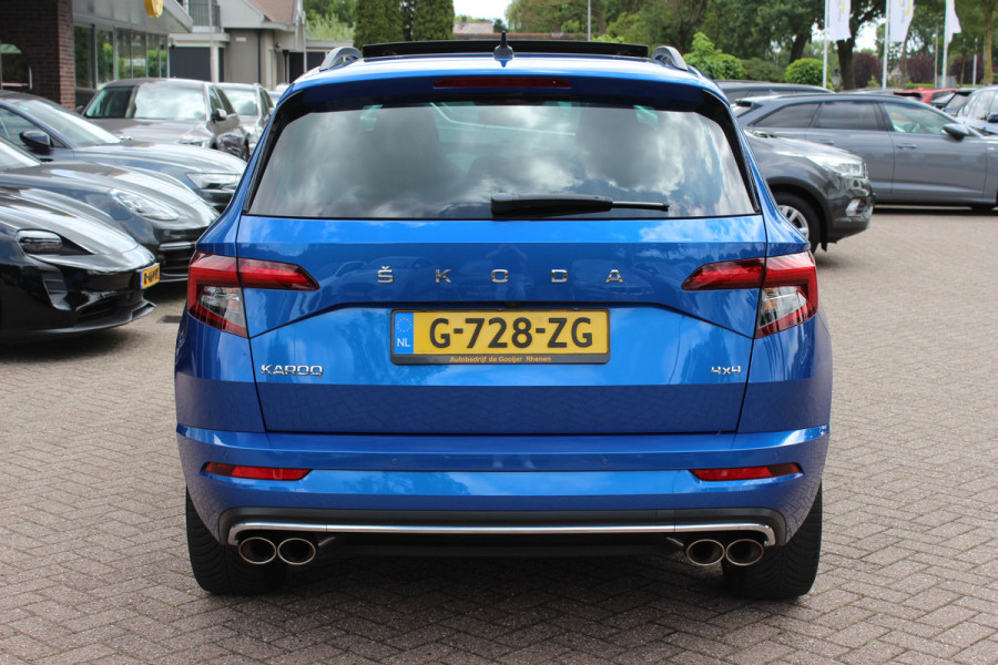 Škoda Karoq 2.0 TSI 4x4 Sportline Business / NL Auto! / Trekhaak / Panoramadak / Camera / CarPlay / Keyless / 19'' / DAB / Cruise Control