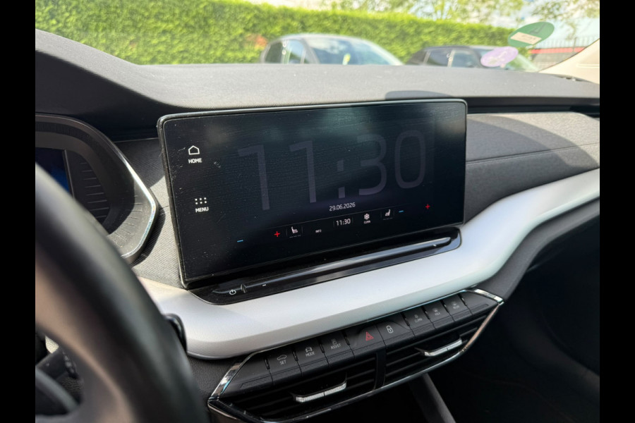 Škoda Octavia Combi 1.5 e-TSI Business Edition Plus | Stoelverwarming | Head-Up Display | Memory Seat | Keyless | Navigatie | Parkeersensoren | Cruise Control | Apple Carplay | Camera | Ambiance Verlichting |