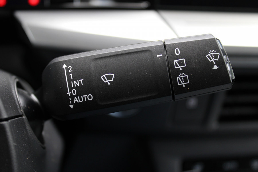 Opel Frontera 1.2 Turbo Hybrid Ultimate 7p. | Keyless Entry & Start | Winterpack | BLIS | Achteruitrijcamera