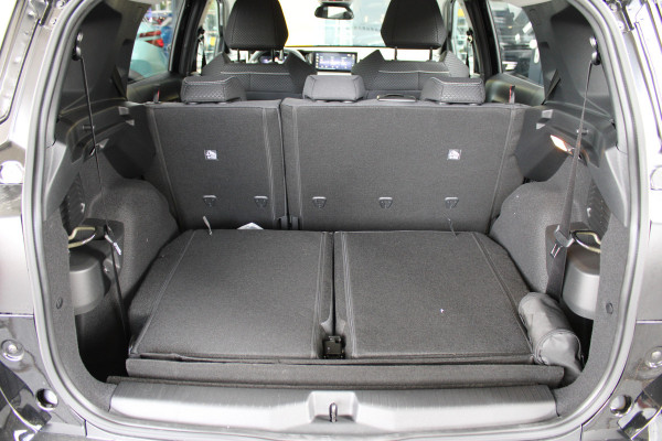 Opel Frontera 1.2 Turbo Hybrid Ultimate 7p. | Keyless Entry & Start | Winterpack | BLIS | Achteruitrijcamera