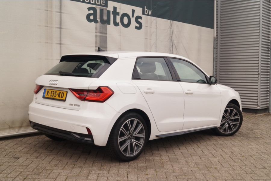 Audi A1 Sportback 25 TFSI 95pk Epic Edition -AIRCO-CARPLAY-DIGI-DAB-