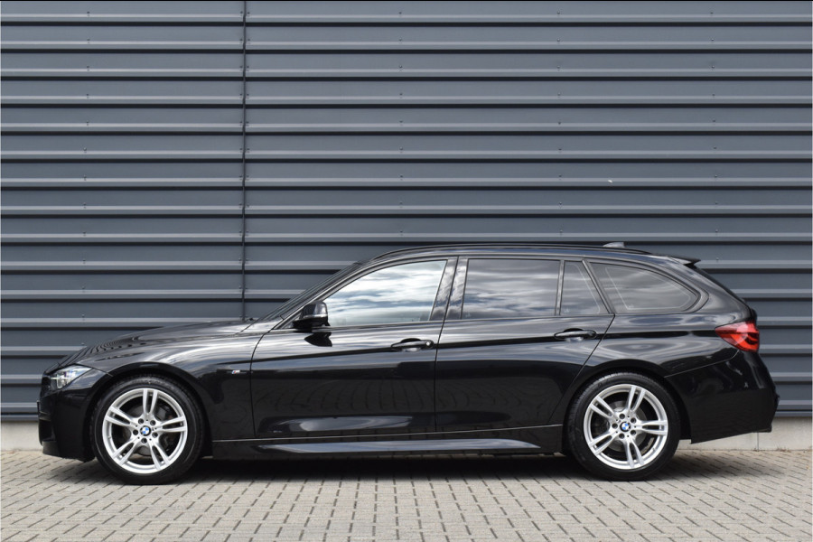 BMW 3 Serie Touring 320i M Sport Shadow | Virtual Cockpit | Achteruitrijcamera | Groot Navi | HiFi |