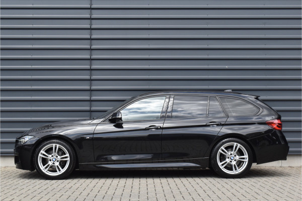 BMW 3 Serie Touring 320i M Sport Shadow | Virtual Cockpit | Achteruitrijcamera | Groot Navi | HiFi |