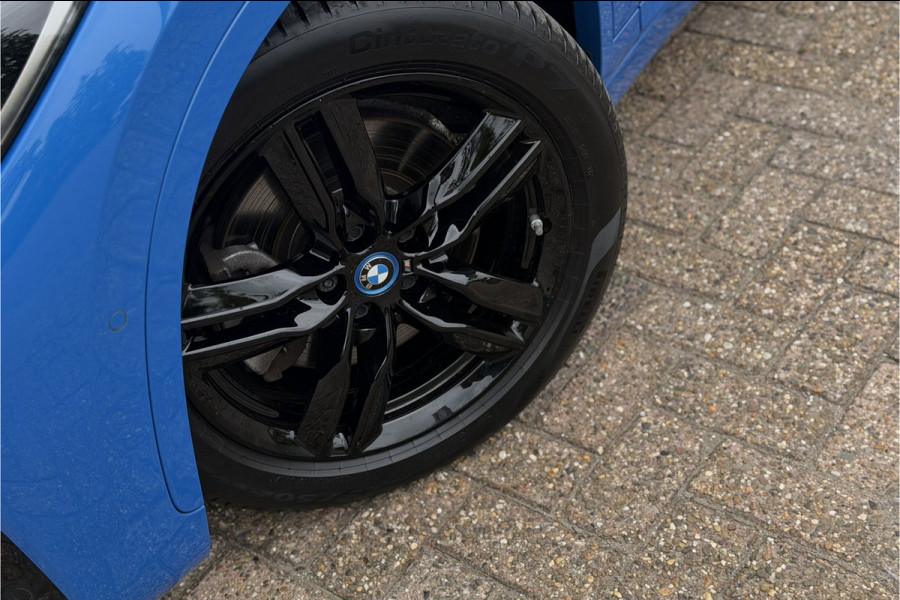 BMW X1 xDrive25e M-Sport | Sportleder | Memory | H/K | Head-Up | Camera | Comfort Acces | 35X op Voorraad