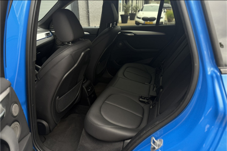BMW X1 xDrive25e M-Sport | Sportleder | Memory | H/K | Head-Up | Camera | Comfort Acces | 35X op Voorraad