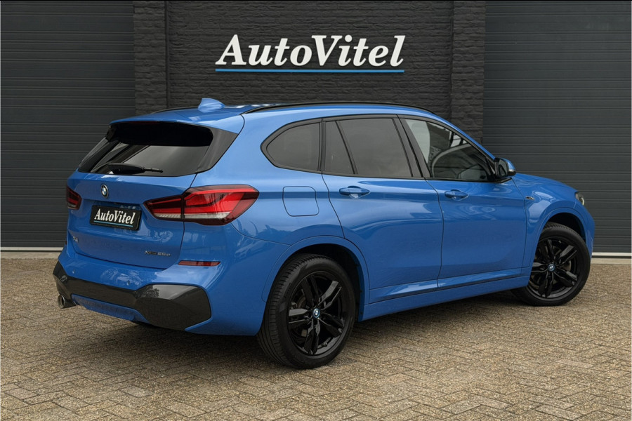 BMW X1 xDrive25e M-Sport | Sportleder | Memory | H/K | Head-Up | Camera | Comfort Acces | 35X op Voorraad