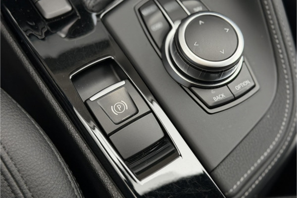 BMW X1 xDrive25e M-Sport | Sportleder | Memory | H/K | Head-Up | Camera | Comfort Acces | 35X op Voorraad