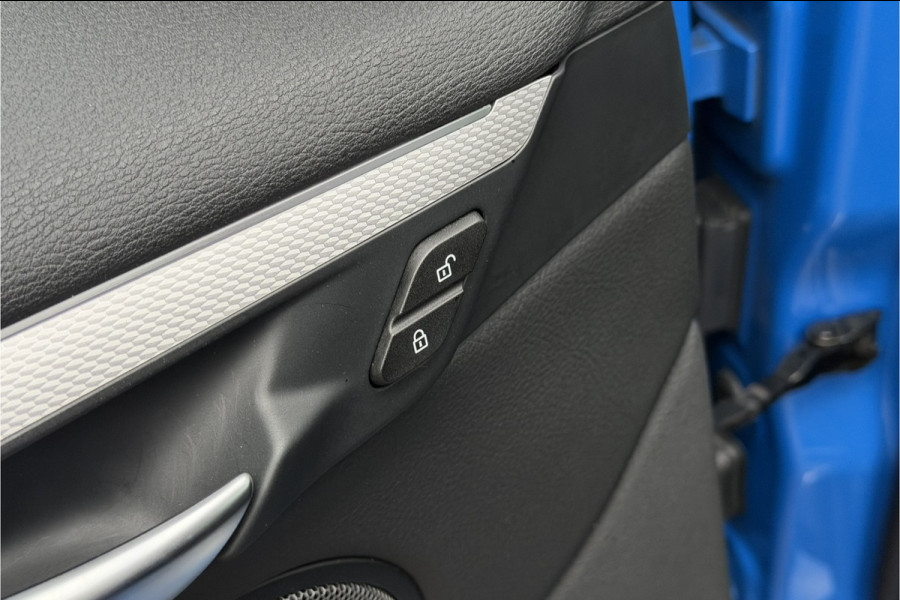 BMW X1 xDrive25e M-Sport | Sportleder | Memory | H/K | Head-Up | Camera | Comfort Acces | 35X op Voorraad