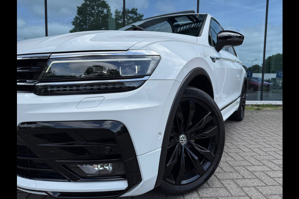 Volkswagen Tiguan 1.5 TSI ACT Highline Business R - Pano/Schuifdak- Leder - Navi - Afn.Trekhaak - Virt.Cockpit