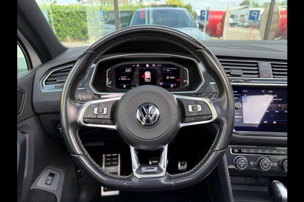 Volkswagen Tiguan 1.5 TSI ACT Highline Business R - Pano/Schuifdak- Leder - Navi - Afn.Trekhaak - Virt.Cockpit