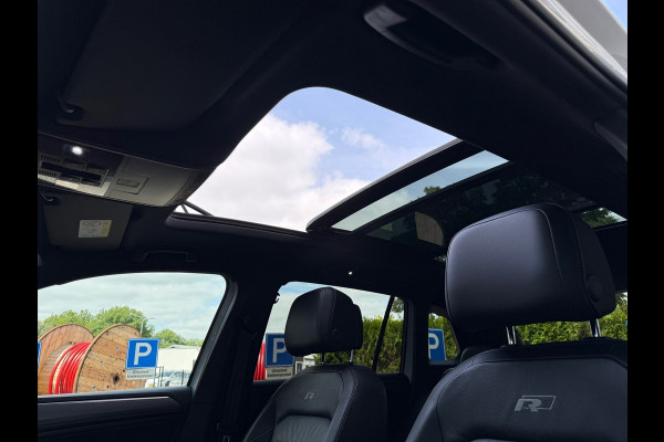 Volkswagen Tiguan 1.5 TSI ACT Highline Business R - Pano/Schuifdak- Leder - Navi - Afn.Trekhaak - Virt.Cockpit