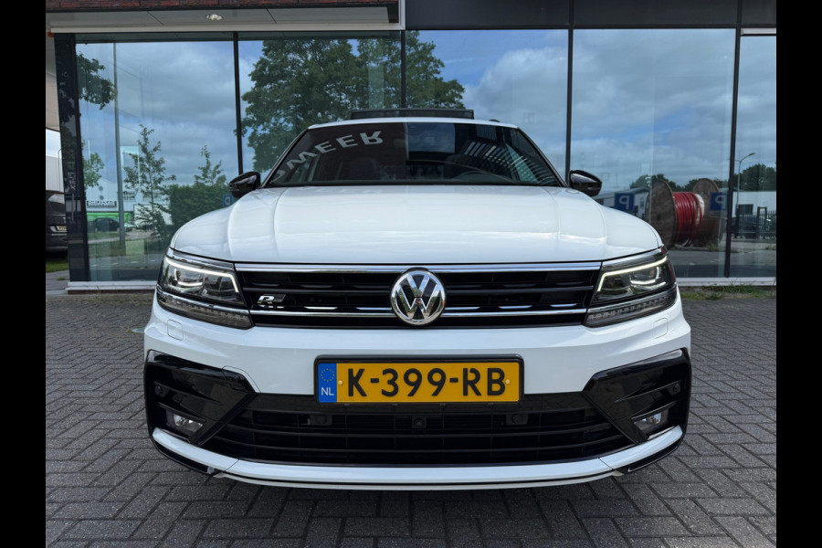 Volkswagen Tiguan 1.5 TSI ACT Highline Business R - Pano/Schuifdak- Leder - Navi - Afn.Trekhaak - Virt.Cockpit