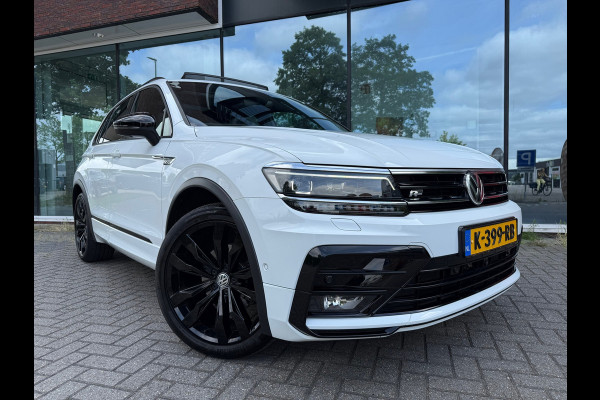 Volkswagen Tiguan 1.5 TSI ACT Highline Business R - Pano/Schuifdak- Leder - Navi - Afn.Trekhaak - Virt.Cockpit