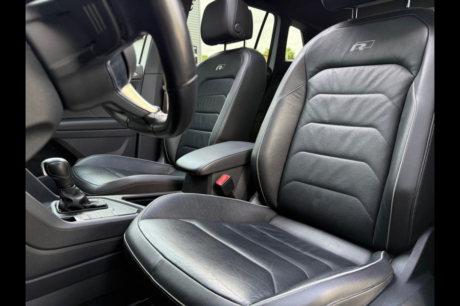 Volkswagen Tiguan 1.5 TSI ACT Highline Business R - Pano/Schuifdak- Leder - Navi - Afn.Trekhaak - Virt.Cockpit