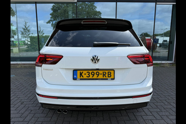 Volkswagen Tiguan 1.5 TSI ACT Highline Business R - Pano/Schuifdak- Leder - Navi - Afn.Trekhaak - Virt.Cockpit